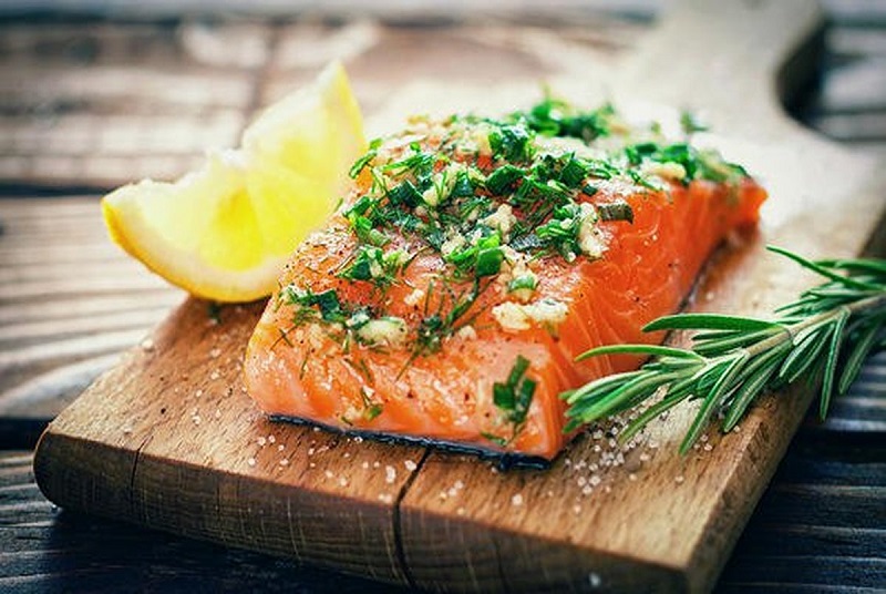 این هشت دلیل به شما می‌گوید که حتما بیشتر ماهی مصرف کنید