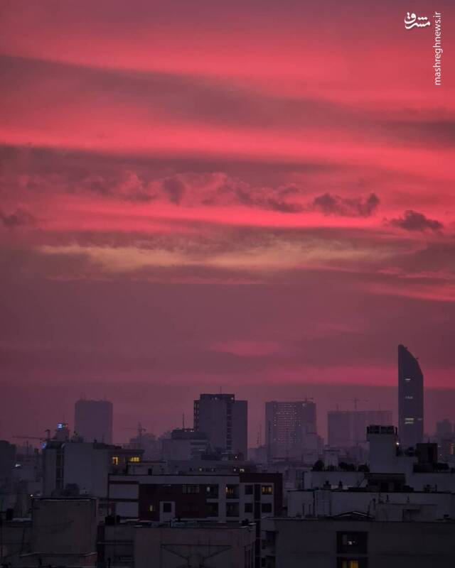 تصویری نادر  از آسمان قرمز  تهران + عکس
