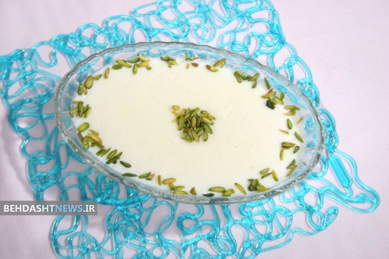 خواص فرنی + طرز تهیه فرنی با آرد برنج مخصوص افطاری