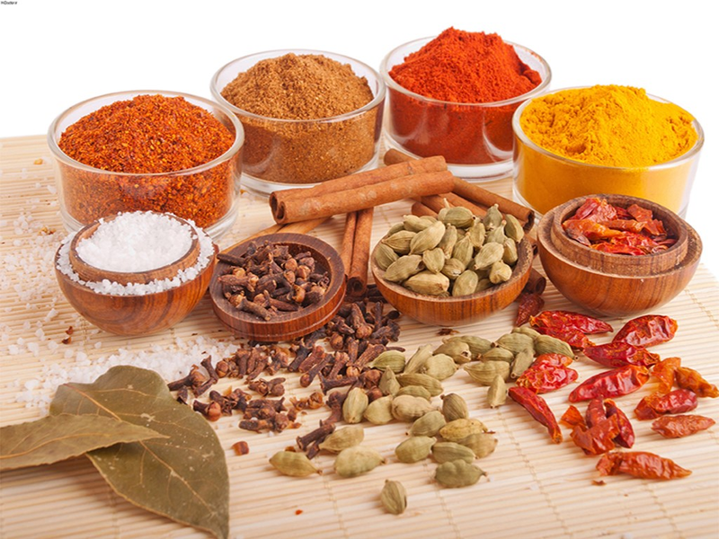 صدور مجوز ۱۸ فرآورده گیاهی موثر در بهبود علائم کرونا