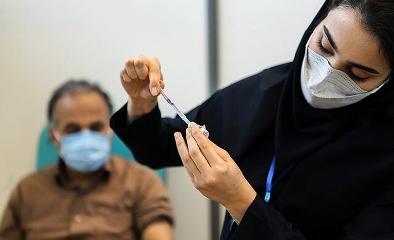 بعد از تزریق واکسن کرونا چه اتفاقی در بدن رخ می‌دهد؟