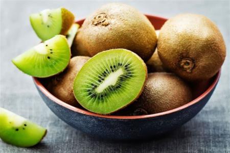 درمان گرفتگی  و خس خس بینی فقط با این میوه 
