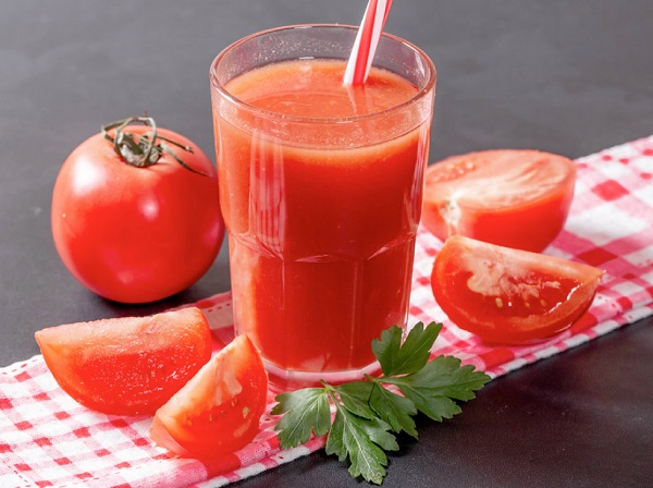 خواص باور نکردنی نوشیدنی گوجه فرنگی + روش تهیه