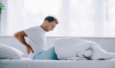کدام مدل از انواع خوابیدن برای کاهش درد کمر و گردن موثر است؟