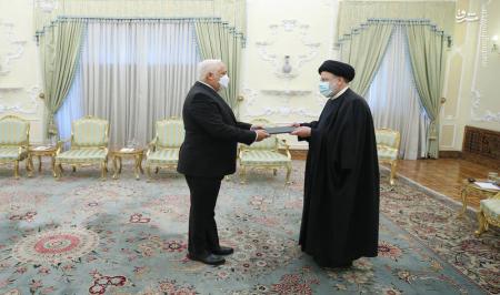 تقدیم استوارنامه سفرای جدید به رئیسی + عکس