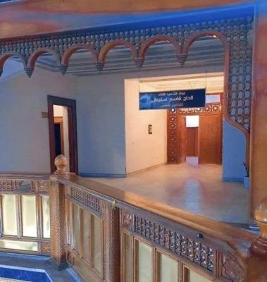  درج نام شهید قاسم سلیمانى در یکی از کاخ های صدام + عکس