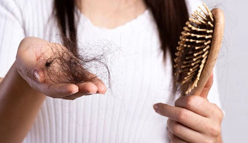 علت ریزش مو در بهبودیافتگان کرونا چیست؟
