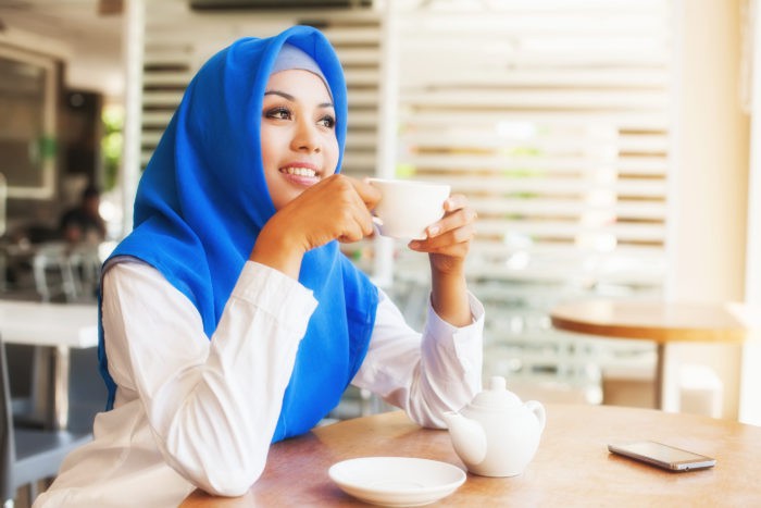   روزه داران، مصرف چای در وعده سحر را کاهش دهند 