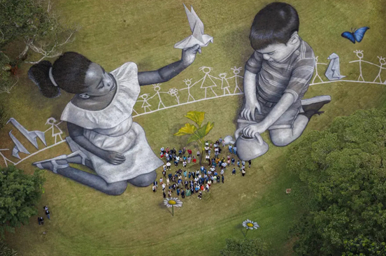 نقاشی عظیم یک هنرمند سوییسی- فرانسوی در نایروبی کنیا + عکس