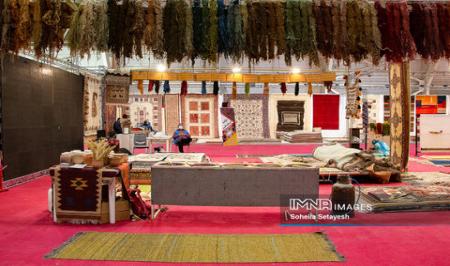 تصاویری زیبا از نمایشگاه فرش دستباف در شیراز  