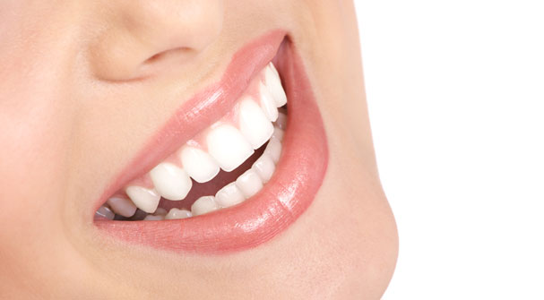 سفیدی دندان ها با مواد غذایی طبیعی