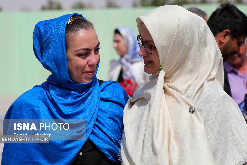 تشکر نرگس کلباسی از رهبر انقلاب+عکس
