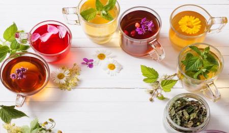 بهترین دمنوش‌ها برای زودباردارشدن