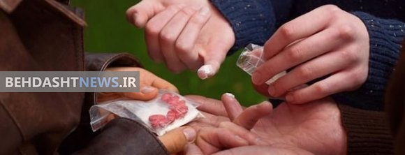 دسترسی دانشجویان به مواد به‌راحتی آب‌ خوردن و با پیک‌موتوری 