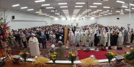 اقامه نماز عید فطر در آمریکا + عکس