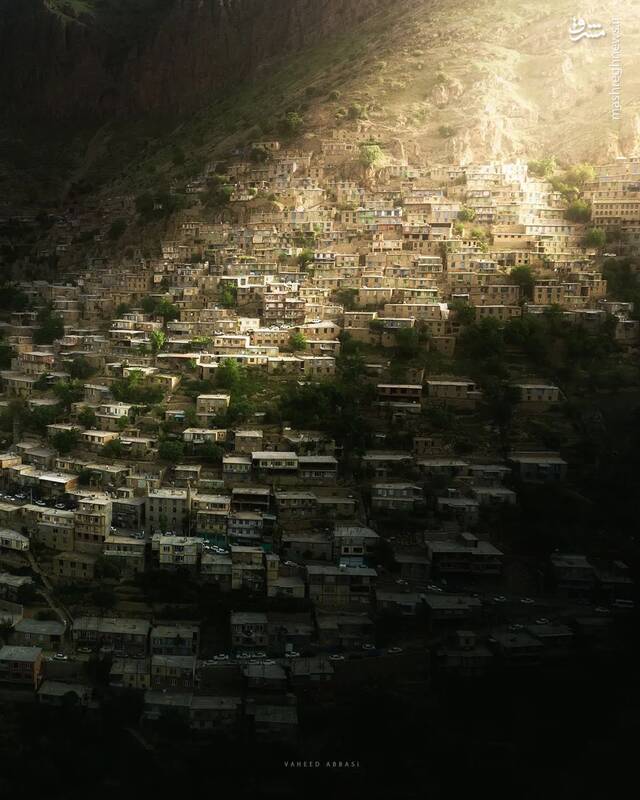 رد خورشید بر خانه‌های پلکانی در کردستان + عکس