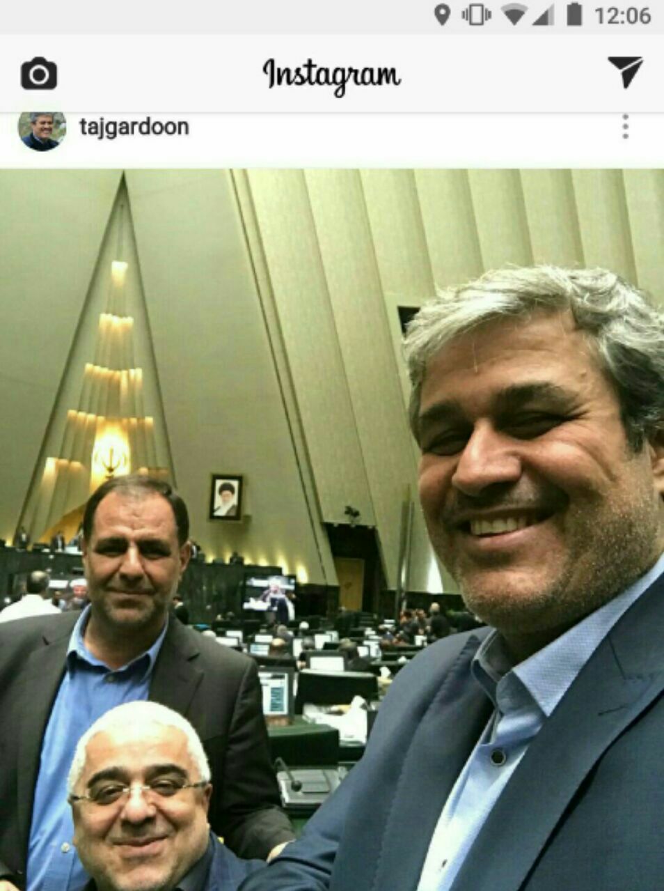 سلفی عجیب نمایندگان مجلس در لحظه حادثه تروریستی + عکس