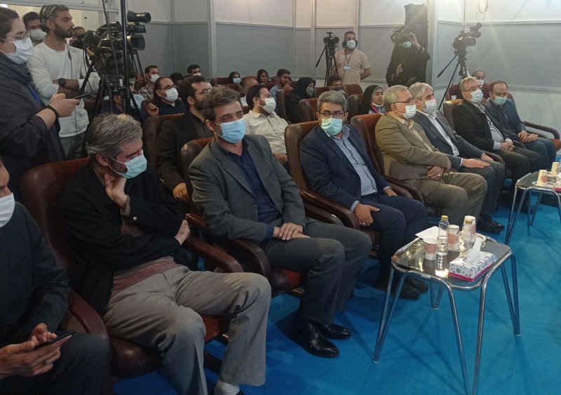 با حضور وزیر بهداشت از کتاب  «جان ایران» رونمایی شد