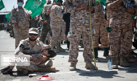 تصویری جالب در حاشیه اجتماع بزرگ سپاهیان محمد رسول الله(ص) + عکس