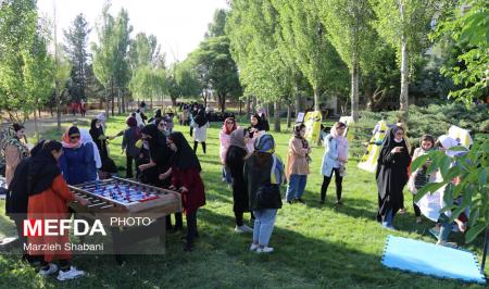 برگزاری مراسم بزرگداشت روز دختر در دانشگاه علوم پزشکی قزوین+ عکس
