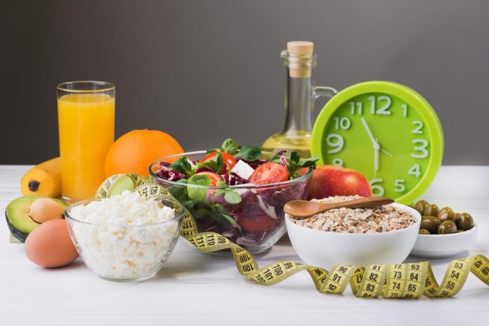 در چه ساعت هایی غذا بخوریم؟