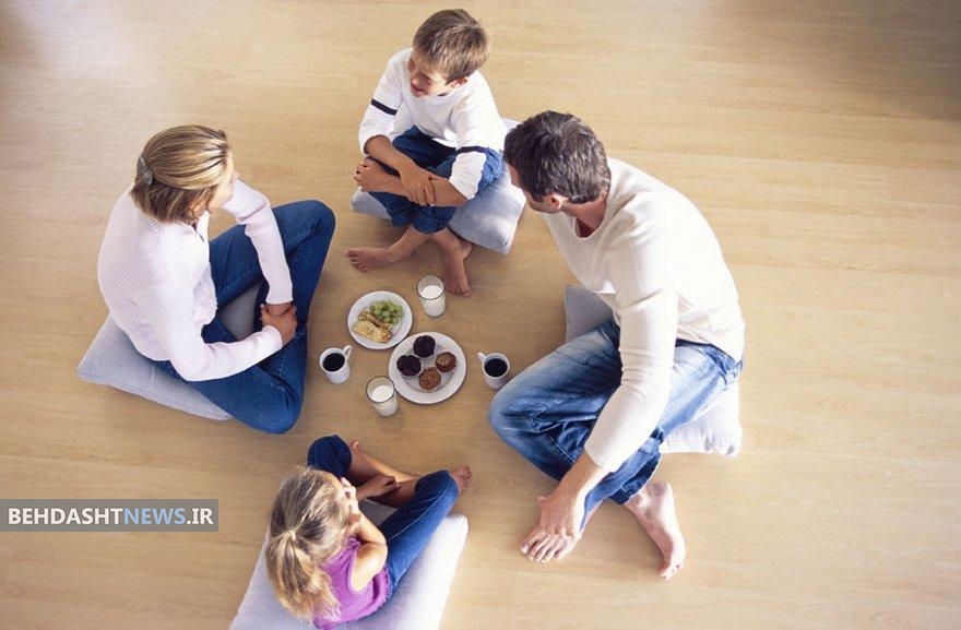 چگونه معمولی غذا بخوریم