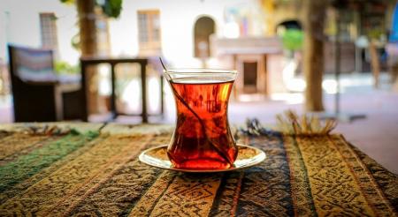 راز گرم نکردن دوباره چای چیست؟