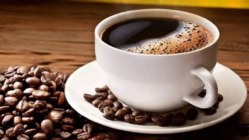 اگر با نوشیدن قهوه این علائم را دارید از آن پرهیز کنید