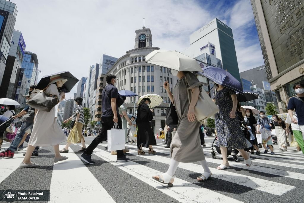راه جالب ژاپنی ها برای فرار از گرما در توکیو + عکس