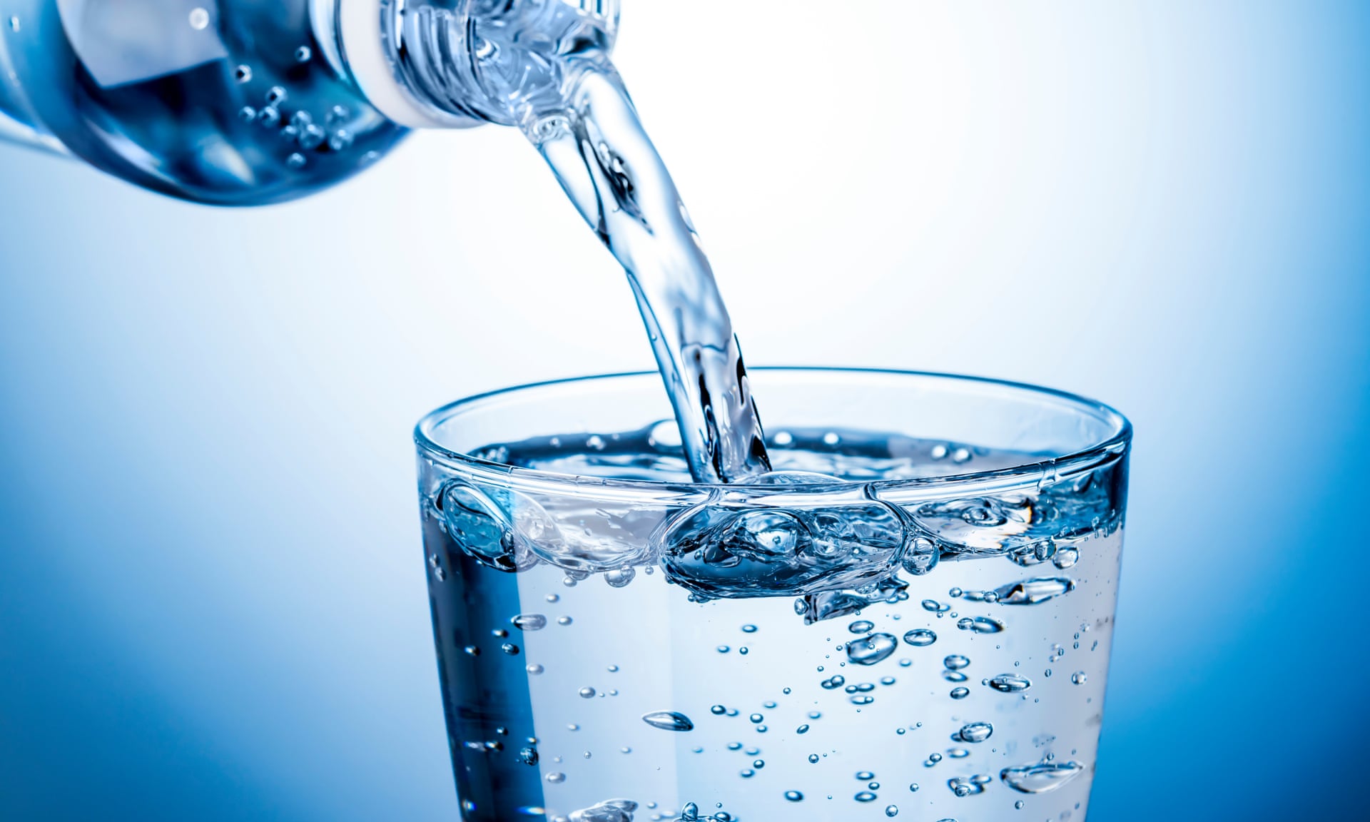 فریز کردن این نوشیدنی سرطانزاست