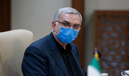 وزیربهداشت ازماسک نزدن مردم در محیط‌های بسته انتقاد کرد