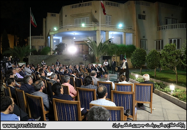 تصاویر| شب شعر عید غدیر در حضور رئیس جمهور