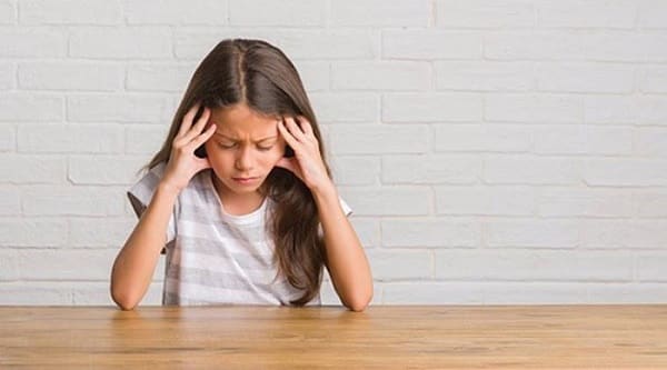 سردرد کودکان و هر آنچه باید در مورد آن باید بدانید