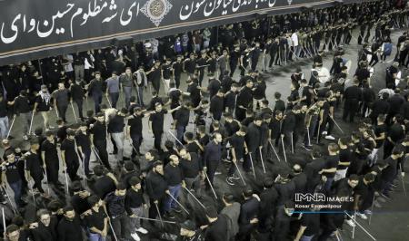 تصاویر| مراسم شاه حسین گویان «شاخسِی» در تبریز