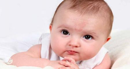 نشانه های نوزاد پر مو