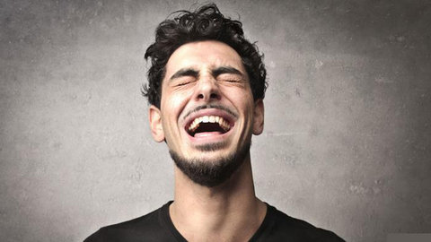 علت خنده های عصبی چیست؟+ درمان
