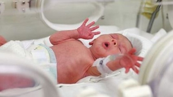 کودکانی که زودتر از موعد متولد شده اند در این دوران عملکرد بدی دارند