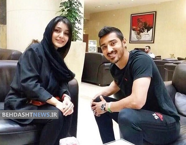 رضا قوچان نژاد در کنار ساره بیات بعد از برد دیشب ایران