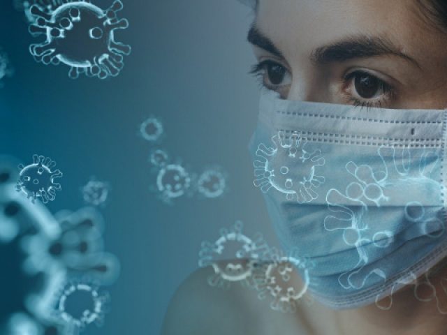 یک فرد مبتلا به کووید-۱۹ چه میزان ویروس بازدم می‌کند؟