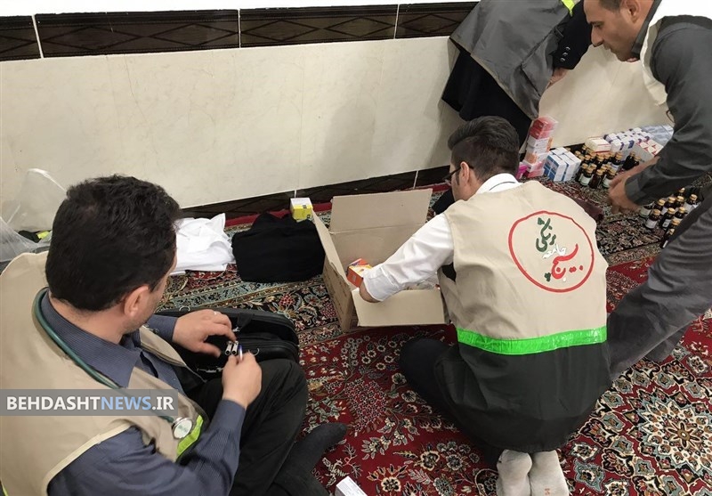 برپایی چادرهای سلامت در شب‌های احیا