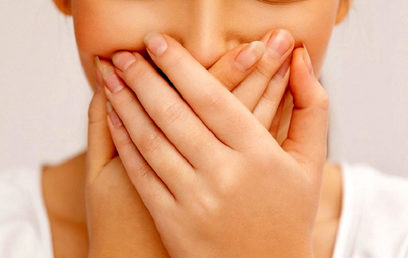 ترفندهای خانگی برای درمان بوی بد دهان