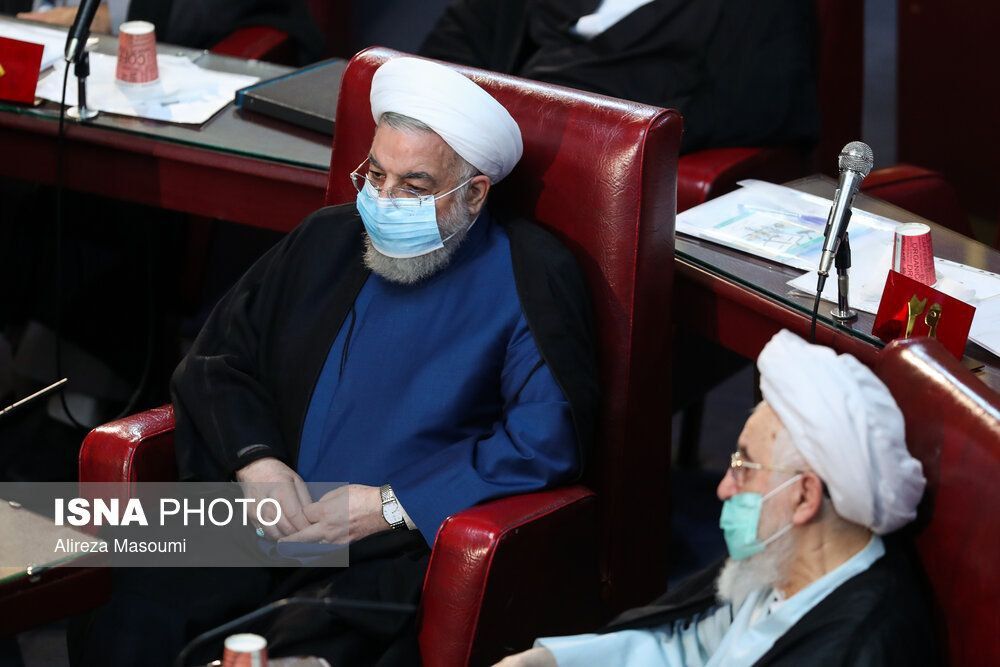 حضور حسن روحانی در صف اول اجلاس خبرگان + عکس