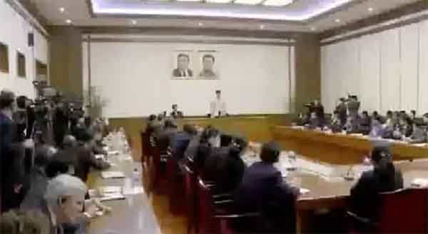 گریه و التماس شدید تبعه آمریکایی باعث آزادی‌اش از کره شمالی شد + عکس