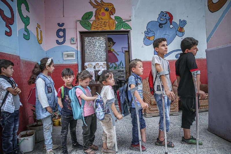 ورودی مدرسه‌ای در ادلب سوریه + عکس