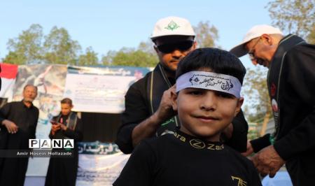 موکب فرزندان حاج‌قاسم در مسیر نجف به کربلا + عکس