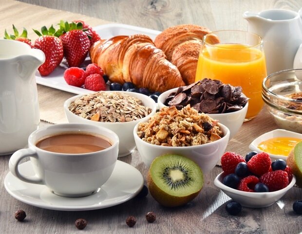 برای کاهش وزن، صبحانه مفصل بخوریم یا سبک؟ 