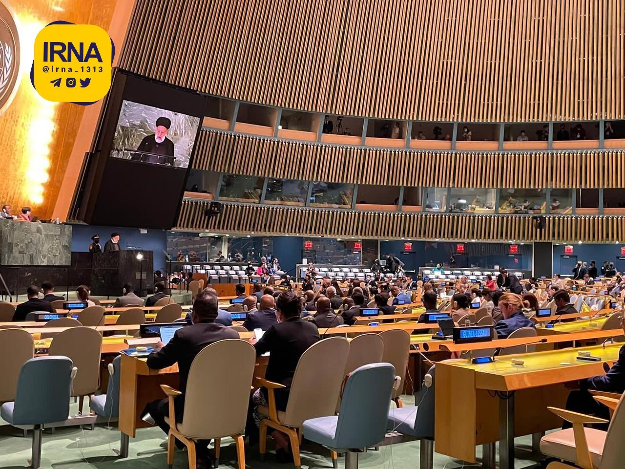 نشست مجمع عمومی سازمان ملل هنگام سخنرانی رئیس‌جمهور + عکس