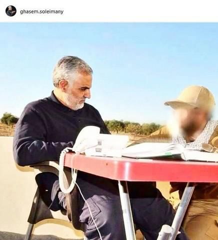 میز کار سردار سلیمانی  ‏+ عکس