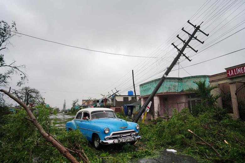 خسارات ناشی از طوفان اقیانوسی در کوبا + عکس