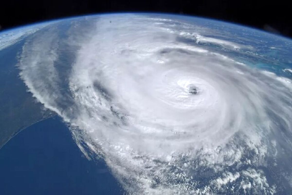 تصویر عجیبی که فضانورد ایستگاه فضایی از طوفان 